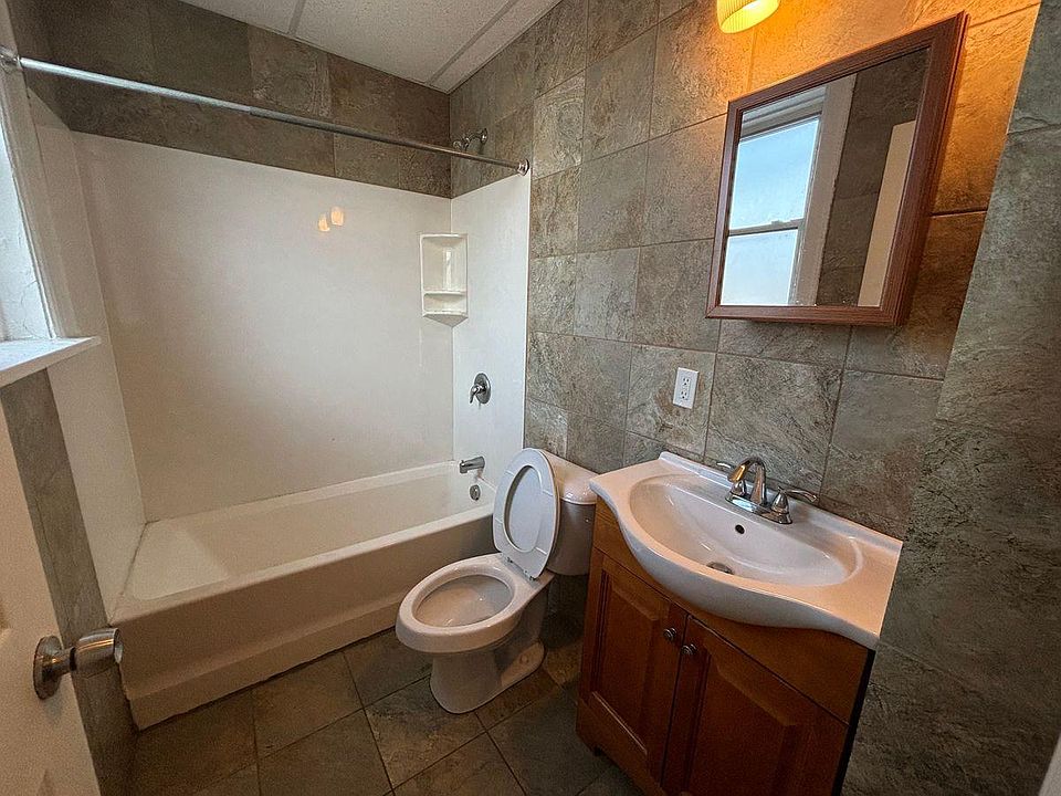 1st image of 4467 Castleman Ave #2W