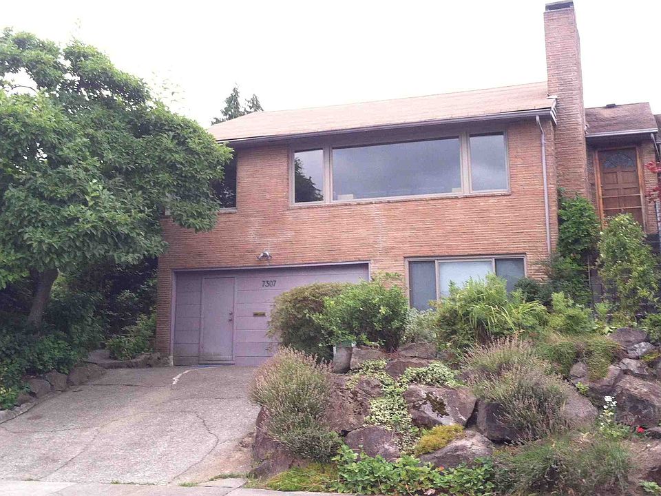 2nd image of 7307 58th Ave NE