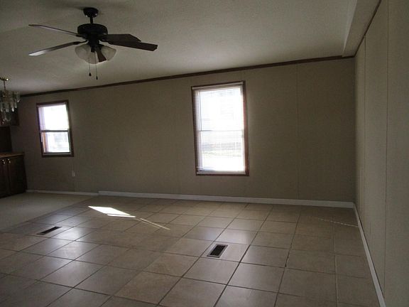 5th image of 2009 Greenway St