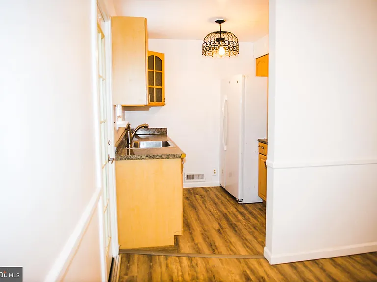 521 Warren Rd #2 — Photo 6