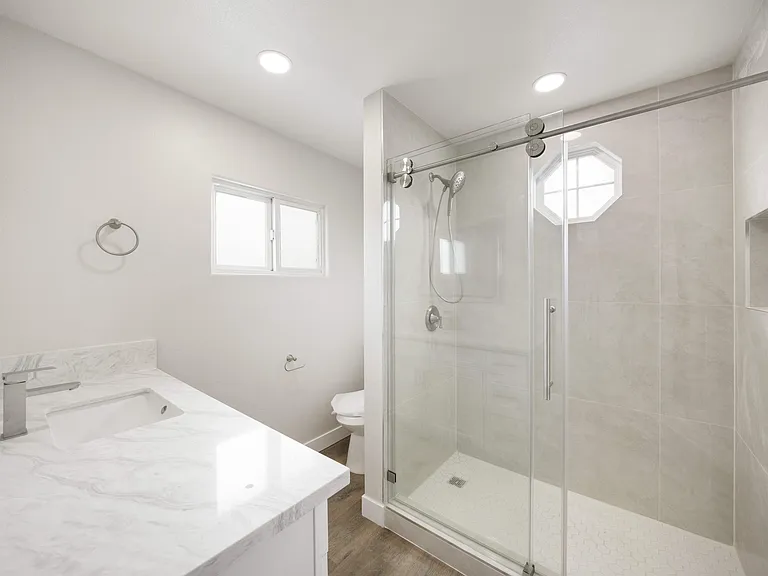 350 E Juanita Ave — Photo 25