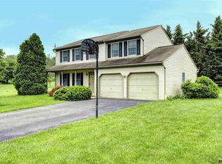 2 Apple Rd, New Freedom, PA 17349