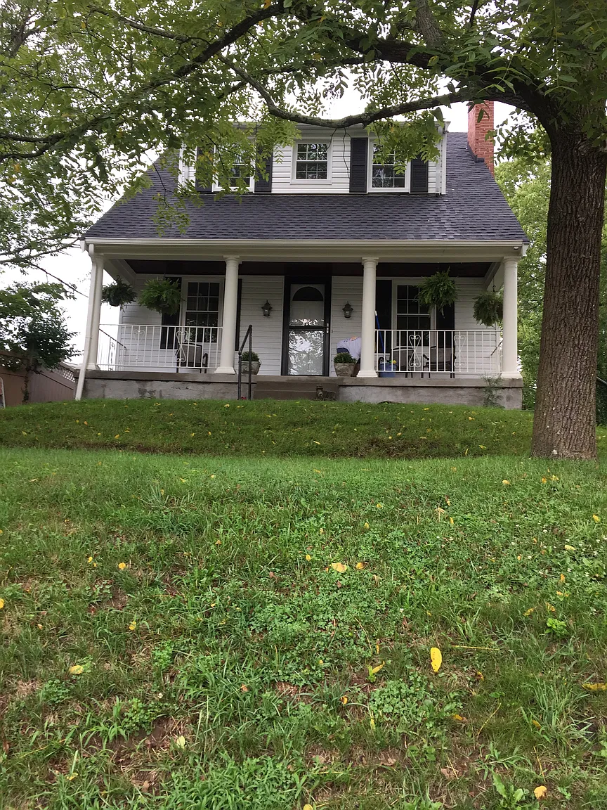 35 Sherman Ave photo 1