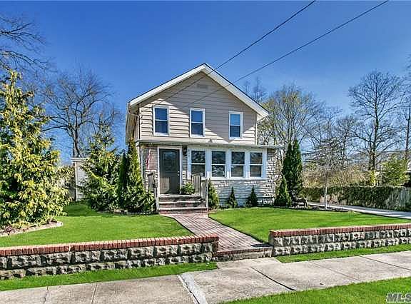 3rd image of 615 Wadleigh Ave