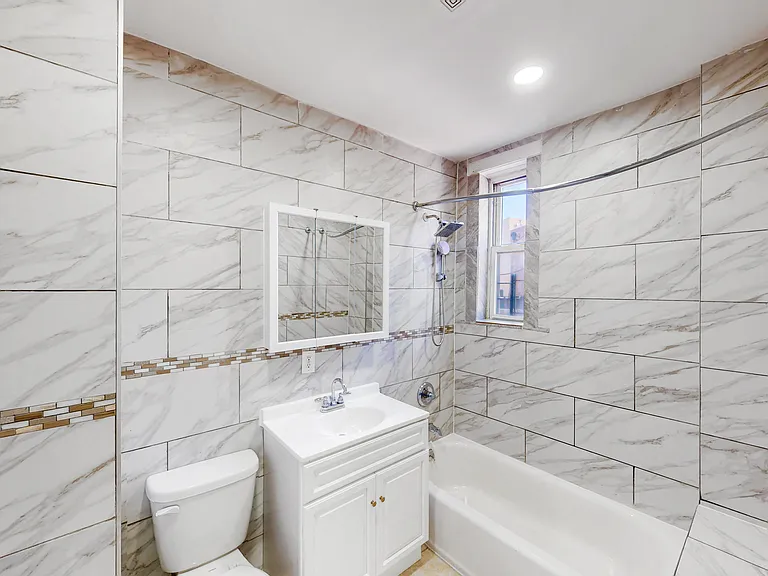 1570 Eastern Pkwy #1 — Photo 8