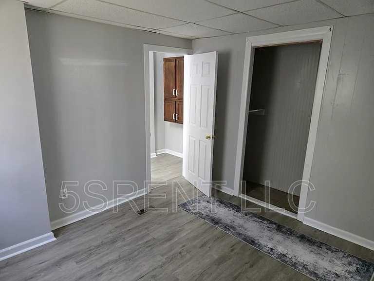 236 S Mary Ellen St #A — Photo 9