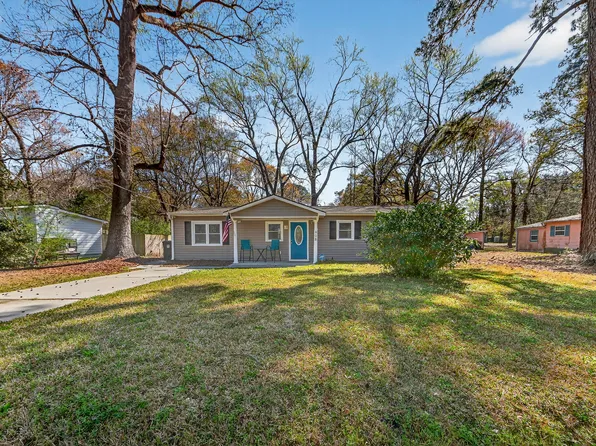 908 King Richard Dr, Charleston, SC 29407