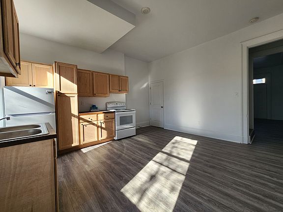 5th image of 1571 Tremont St #B
