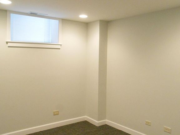 5th image of 861 W Cornelia Ave #G