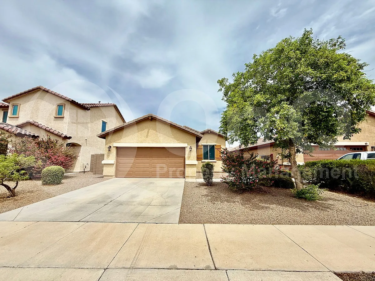 3 bed, 2.0 bath, 1590 sqft, $2,150 — Photo 1
