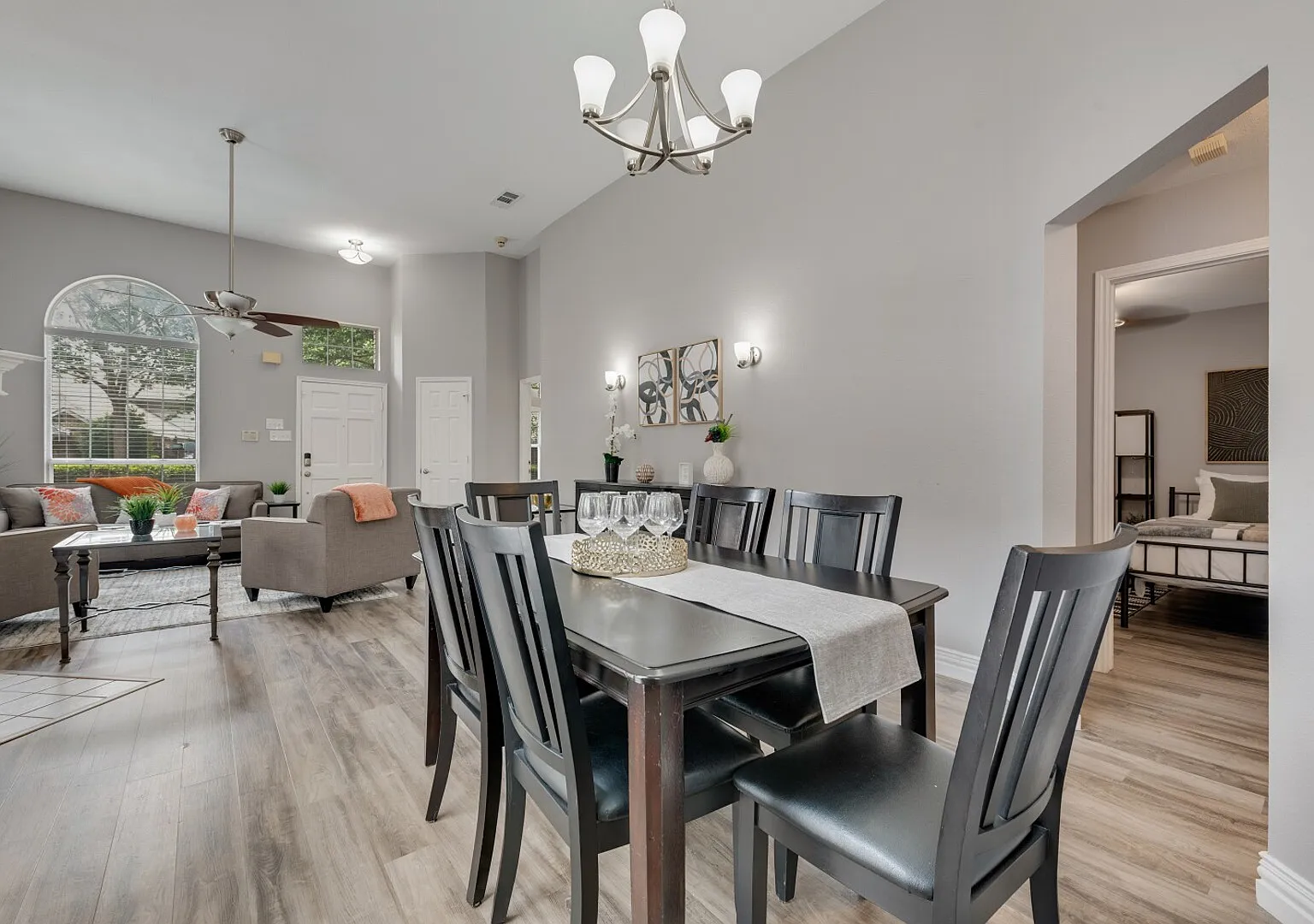 Clean, Updated, Comfortable, and Quiet Space! — Photo 3