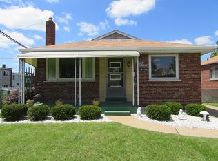 4743 Ridgewood Ave, Saint Louis, MO 63116