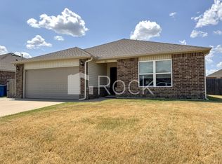 321 Karlee Ln, Newcastle, OK 73065