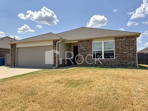 321 Karlee Ln Photo 1