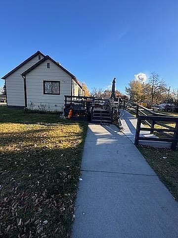 2nd image of 127 Olive Dr