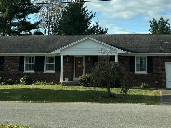 406 Pocahontas Trl, Georgetown, KY 40324