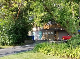 9120 Delphia Ave, Des Plaines, IL