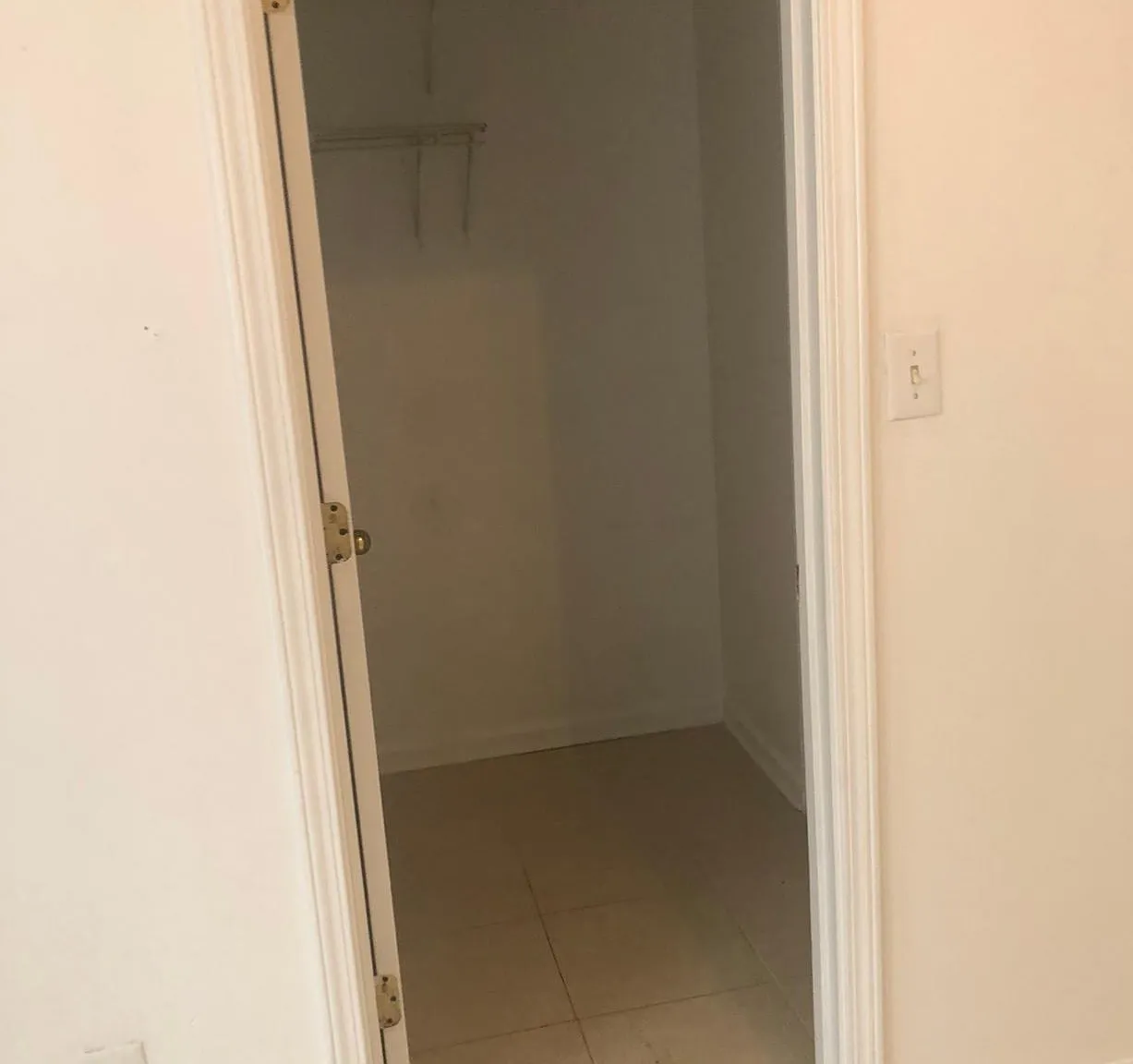 343 Tara Rd — Photo 2