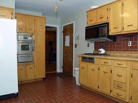 Kitchen view #2