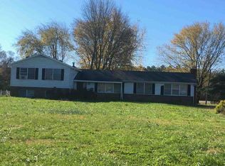 7058 Richmond Rd, Warsaw, VA 22572