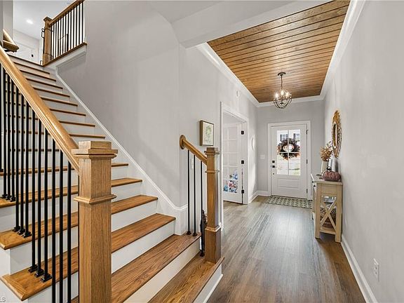 4th image of 7507 Monty Dr