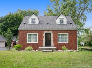 5955 Sibley Rd, Chelsea, MI 48118