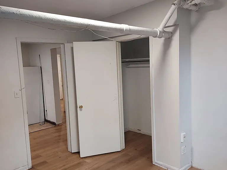 2600 Hampshire Rd #7 — Photo 5