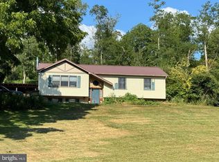 9760 Hunter Ln, Petersburg, PA 16669