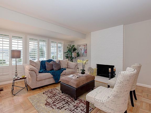 4th image of 281 Del Norte Dr