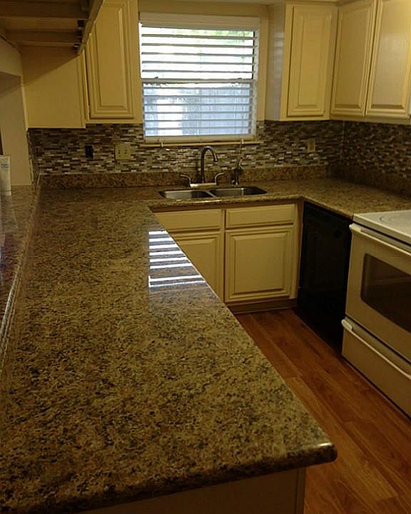 1st image of 7820 Kendalia Dr