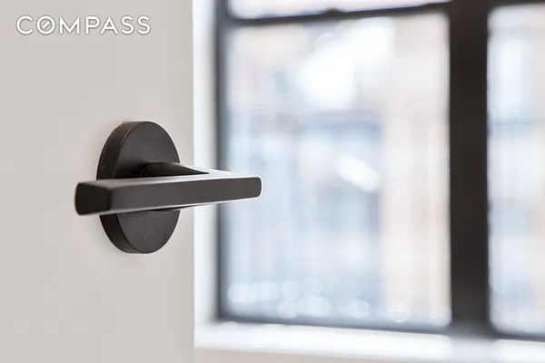 Rented by Compass | media 38