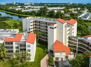 2314 S Cypress Bend Drive Unit 313, Pompano Beach, FL 33069