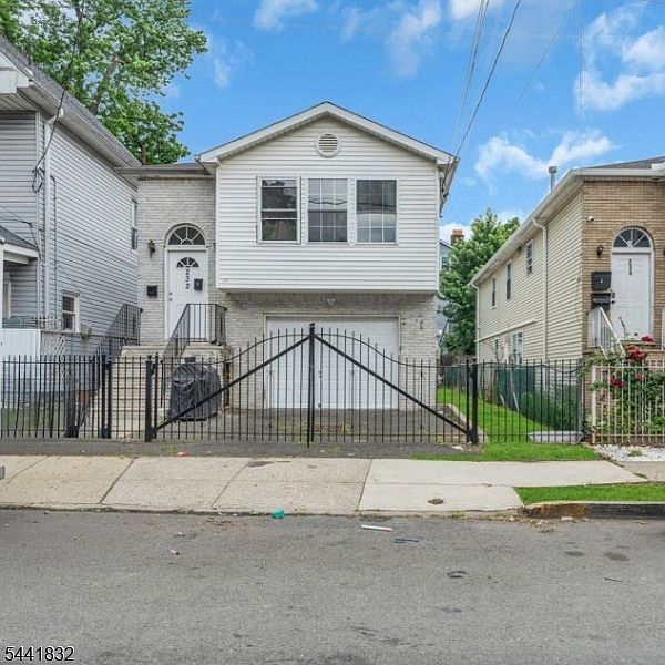 1st image of 232 4Th St