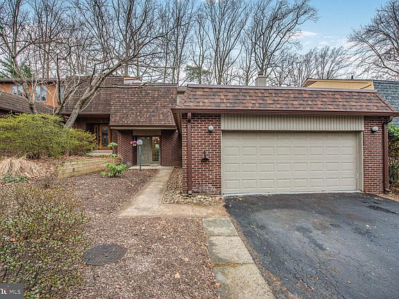 2nd image of 3613 Devilwood Ct