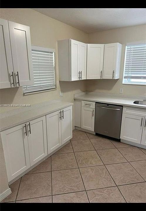 1st image of 1820 Scott St #1820