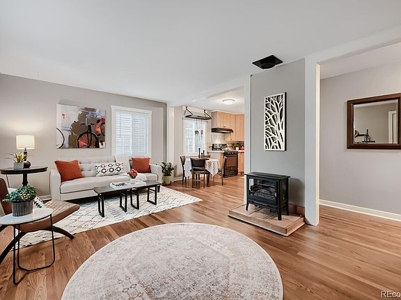 3rd image of 417 Vivian Street