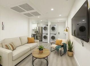 1223 W 36th St, Los Angeles, CA 90007
