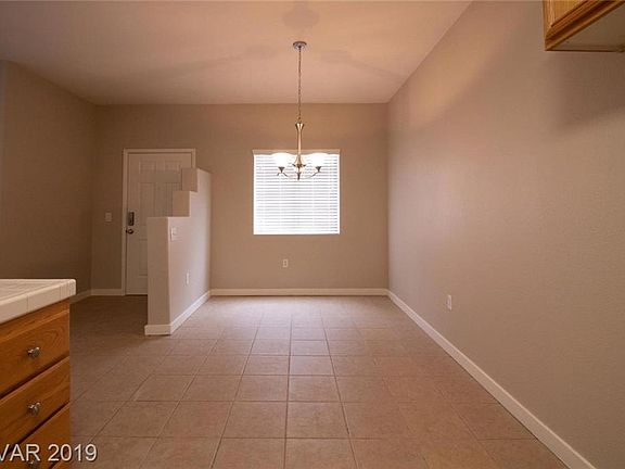 5th image of 2110 N Los Feliz St #1099