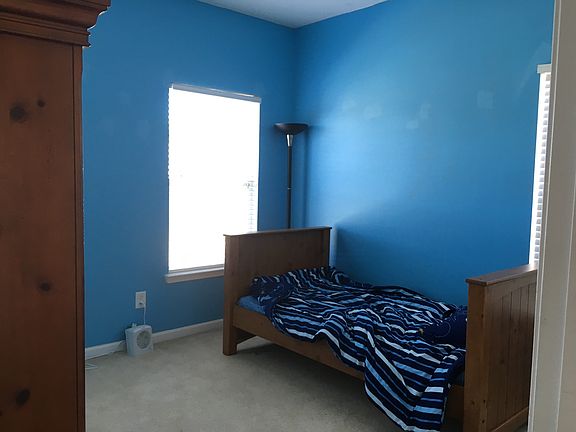 5th image of 126 Rosario Dr