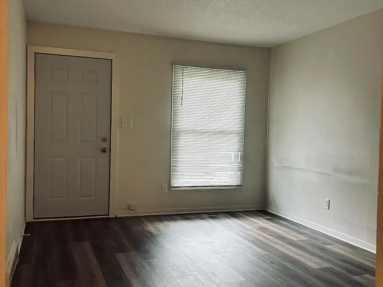 Unit Photo