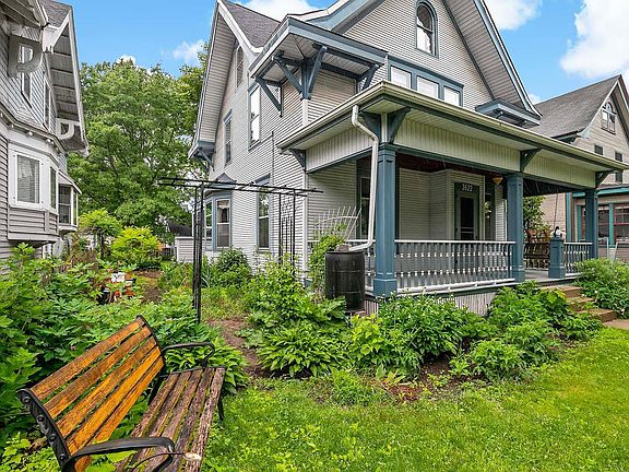 3rd image of 3622 Pleasant Ave