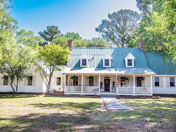 3rd image of 481 Cantey Ln