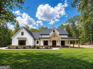 16 Stratford Way, Kingston, GA 30145