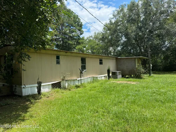 6604 Skeeter Branch Rd, Lucedale, MS 39452