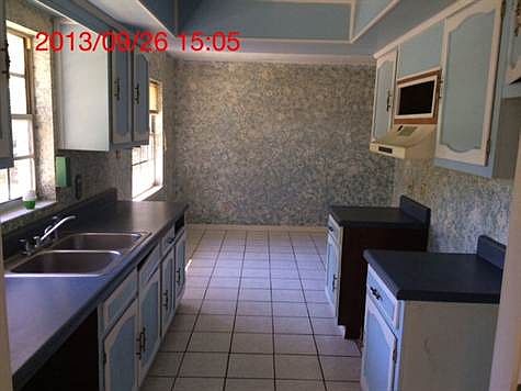5th image of 23504 Franklin Ave