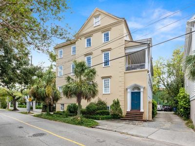 65 Vanderhorst St APT C, Charleston, SC, 29403