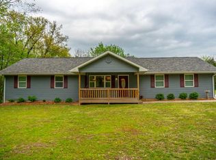 1930 E 540th Rd, Pleasant Hope, MO 65725