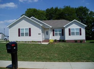 348 Stone Hollow Ln, Bowling Green, KY 42101