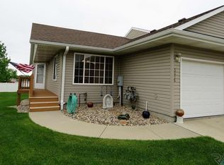 3415 S Goldenrod Ln #6, Sioux Falls, SD 57110
