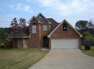 203 Channel Ln, Madison, MS 39110